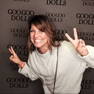 Meet your Posher, Elaine